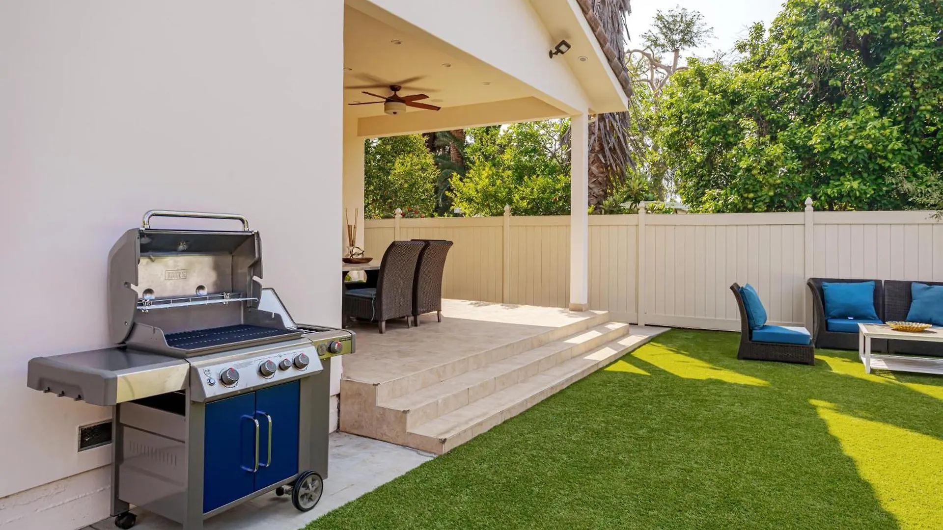 Regal 4 Bed With Hot Tub Close To Universal Sleeps 15 Los Angeles